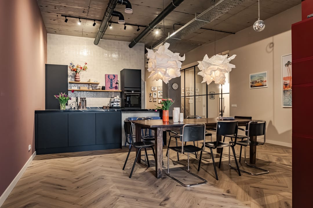 Photo 13 of Surinamepad 106