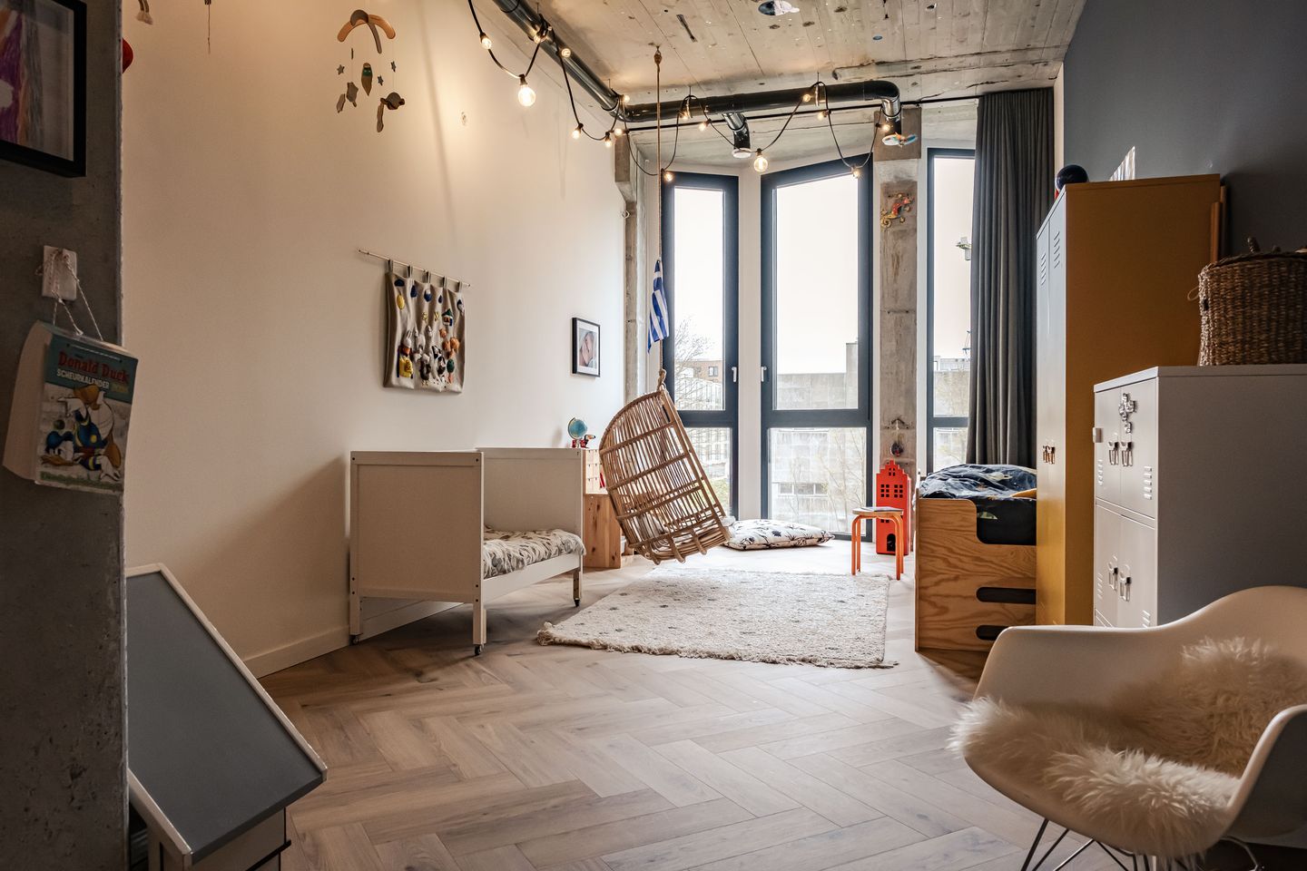 Photo 29 of Surinamepad 106