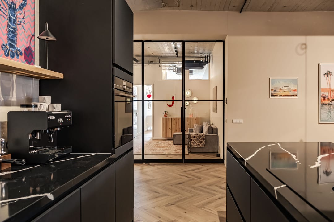 Photo 16 of Surinamepad 106