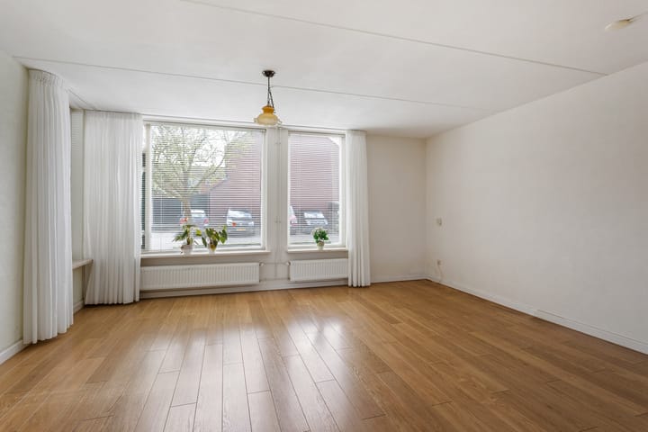 Tussenwoning te koop: Engelwortel 15, Oldenzaal