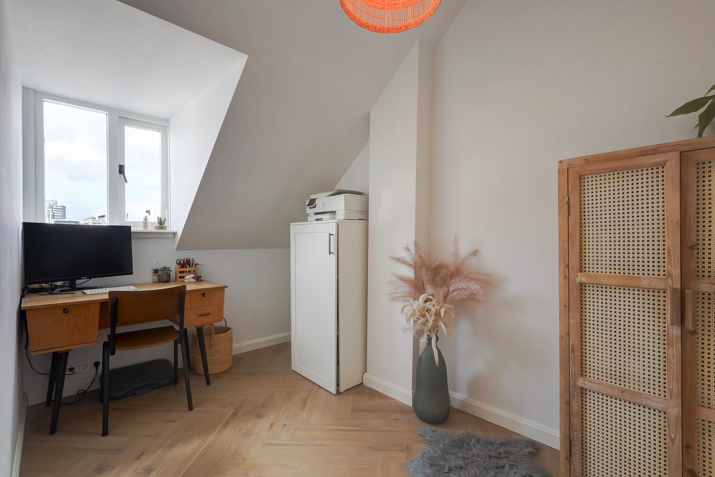 Photo 29 of Sint Raphaëlstraat 9