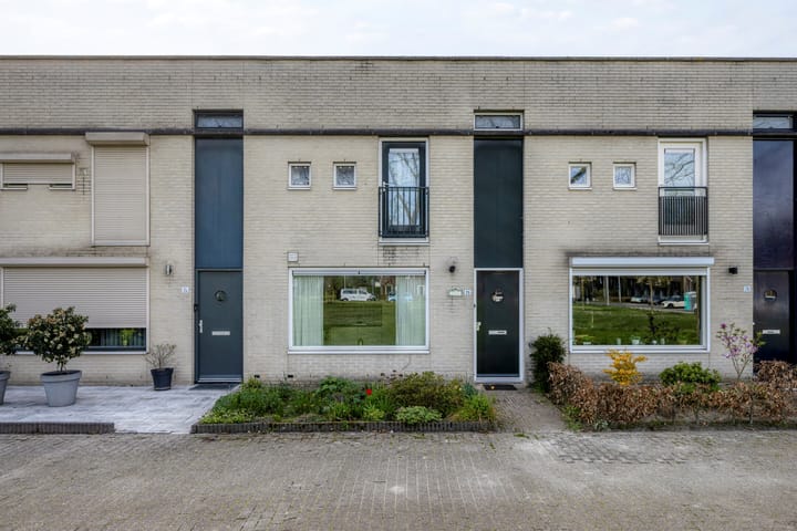 Foto 2 van Ruimelplein 25