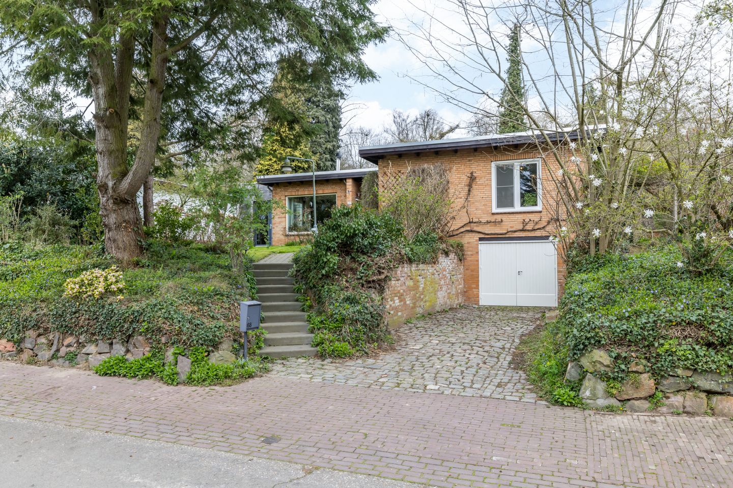 Foto 1 van Nagelbeek 68