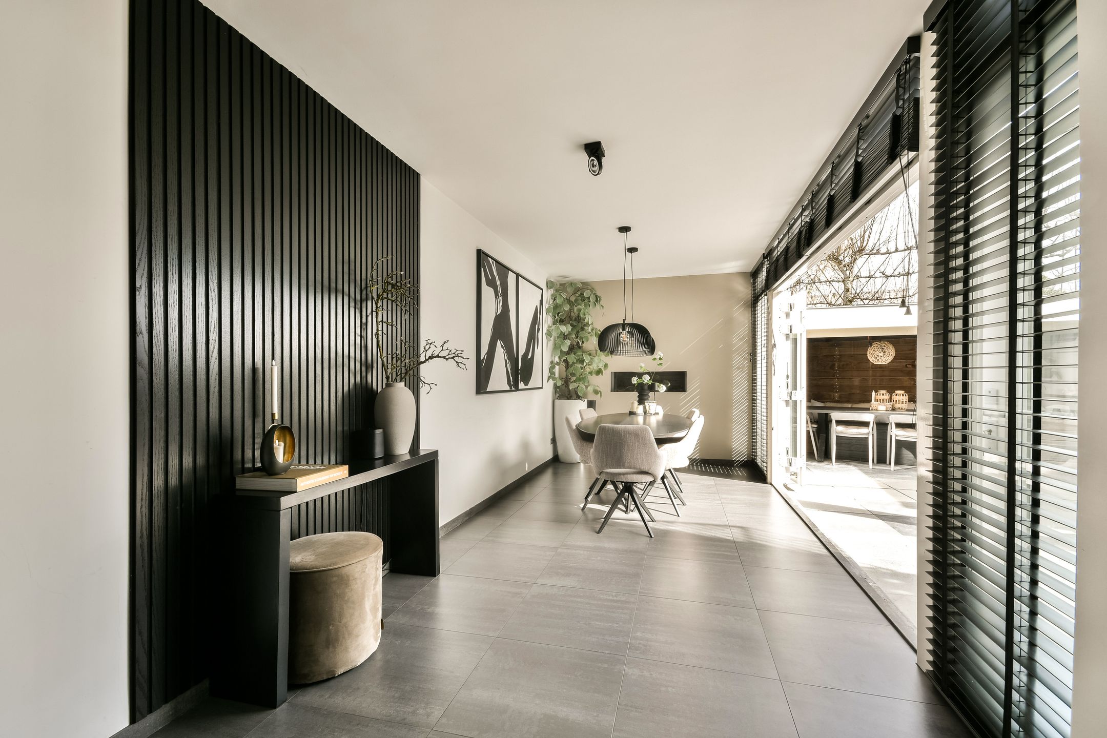 Charming 1930s Semi-Detached House with Driveway in Green Zandvoort Neighborhood — 18