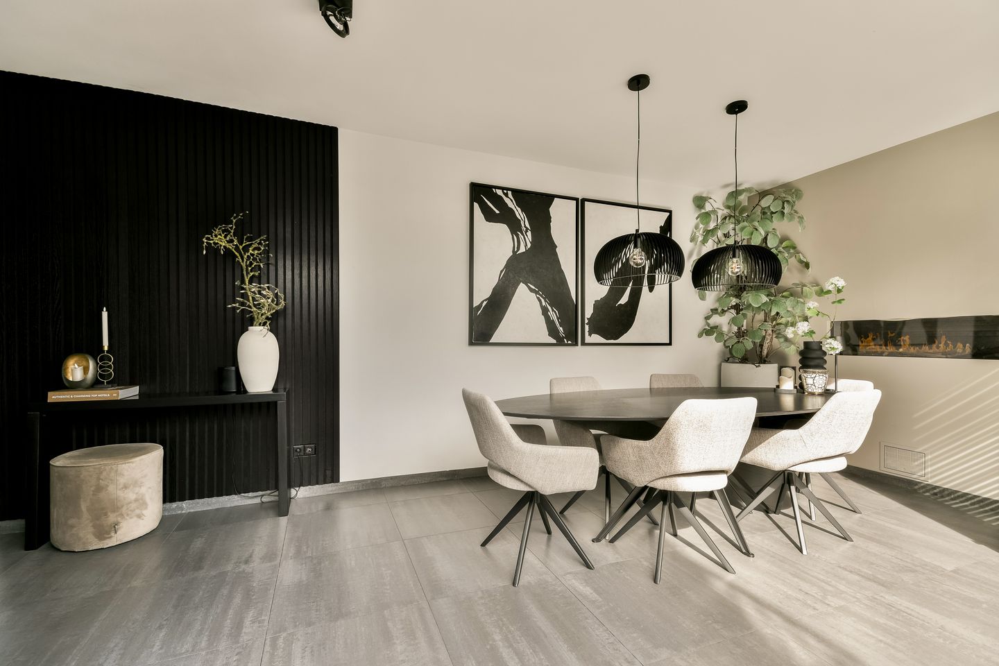Charming 1930s Semi-Detached House with Driveway in Green Zandvoort Neighborhood — 19