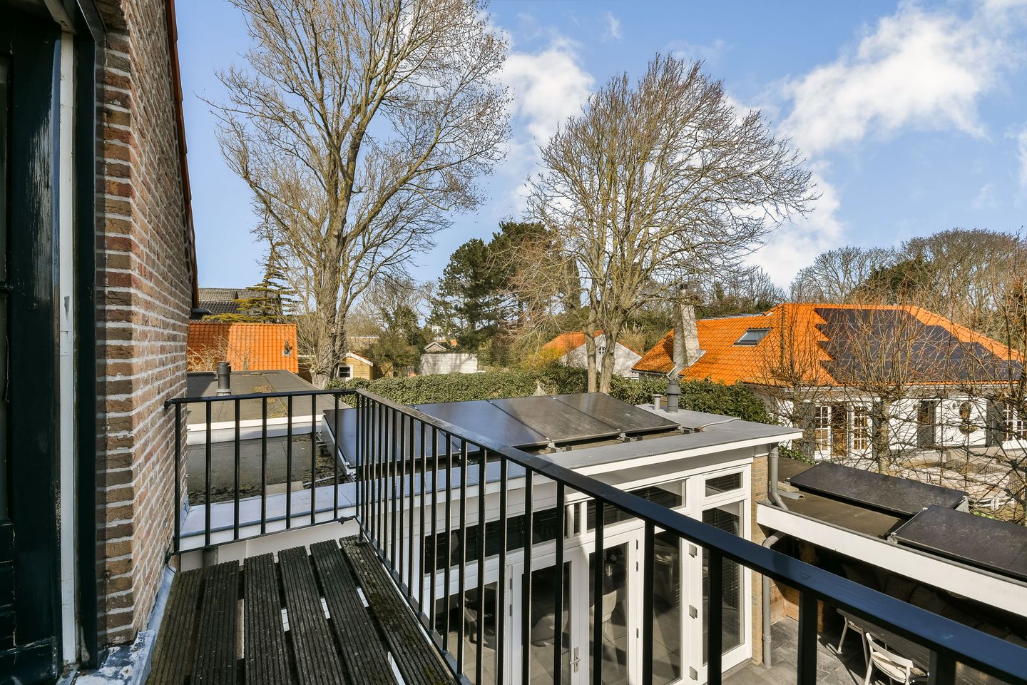 Charming 1930s Semi-Detached House with Driveway in Green Zandvoort Neighborhood — 29