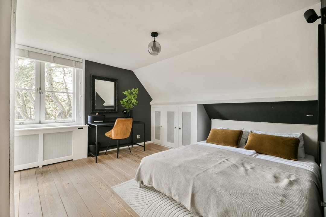 Charming 1930s Semi-Detached House with Driveway in Green Zandvoort Neighborhood — 32