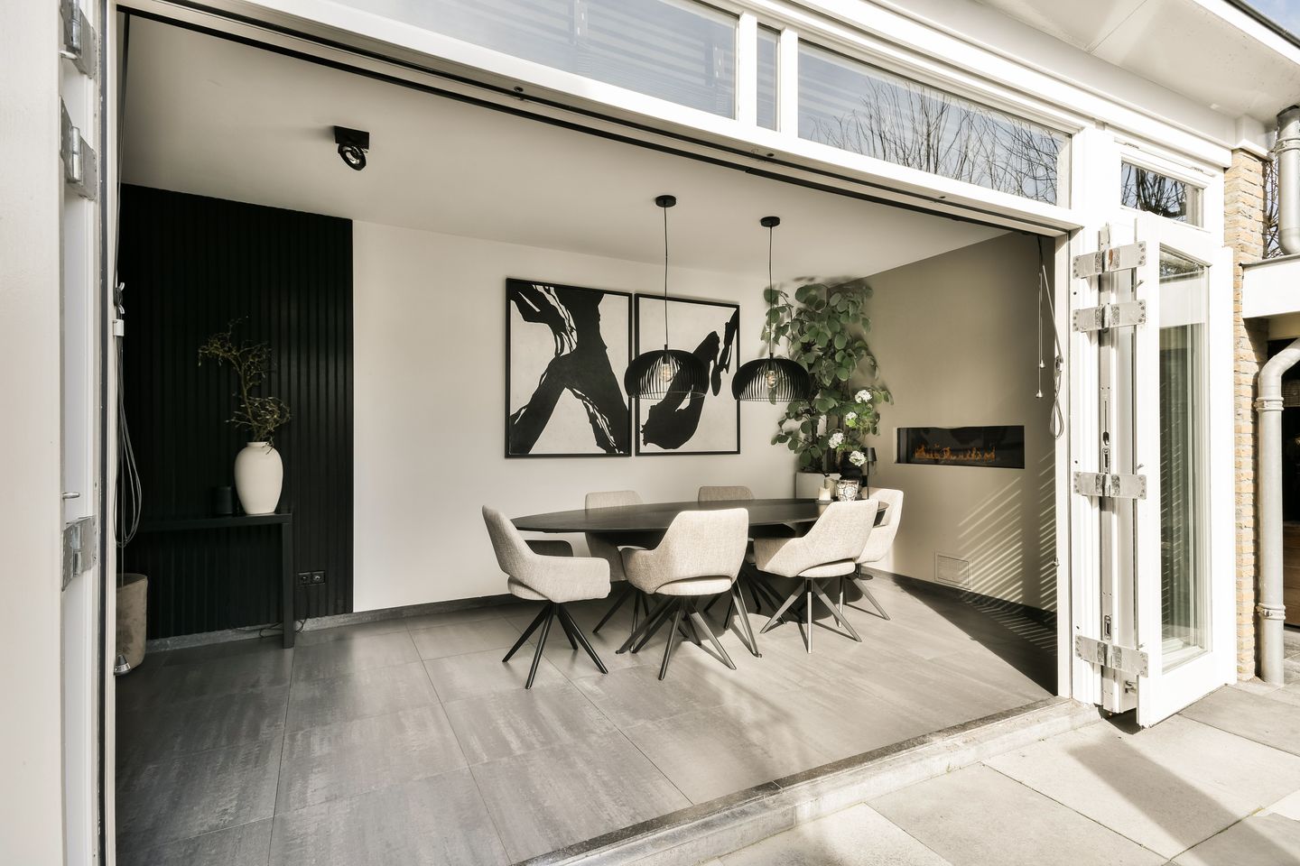 Charming 1930s Semi-Detached House with Driveway in Green Zandvoort Neighborhood — 25