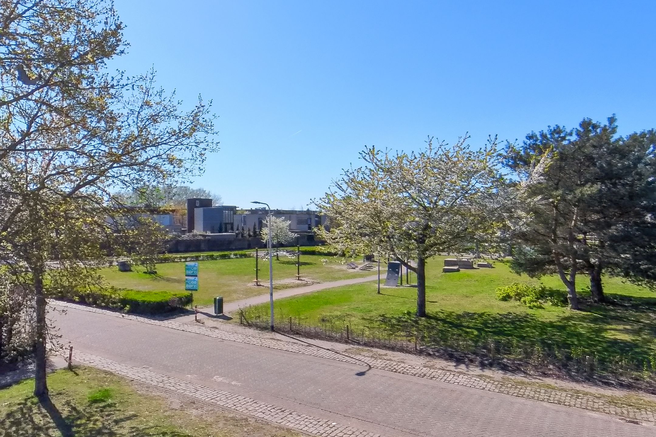 Foto 48 van Schipluidenlaan 193