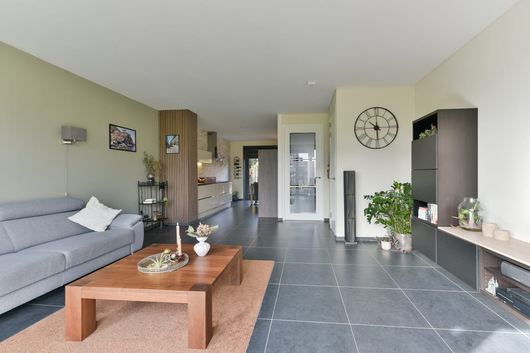 Foto 8 van Via Horta 105