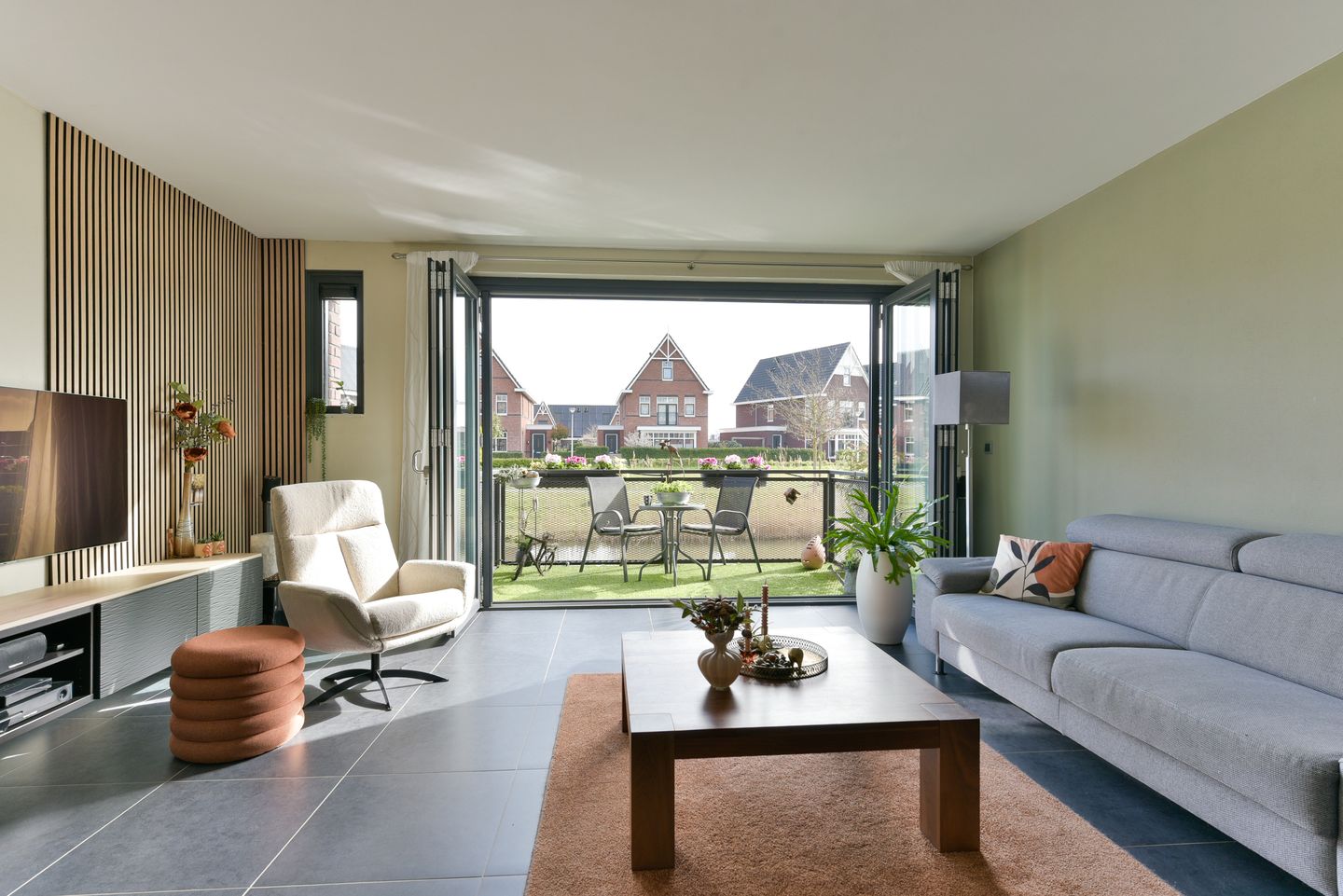 Foto 14 van Via Horta 105