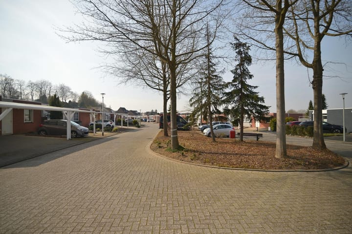 Photo 3 of Unicefplantsoen 18