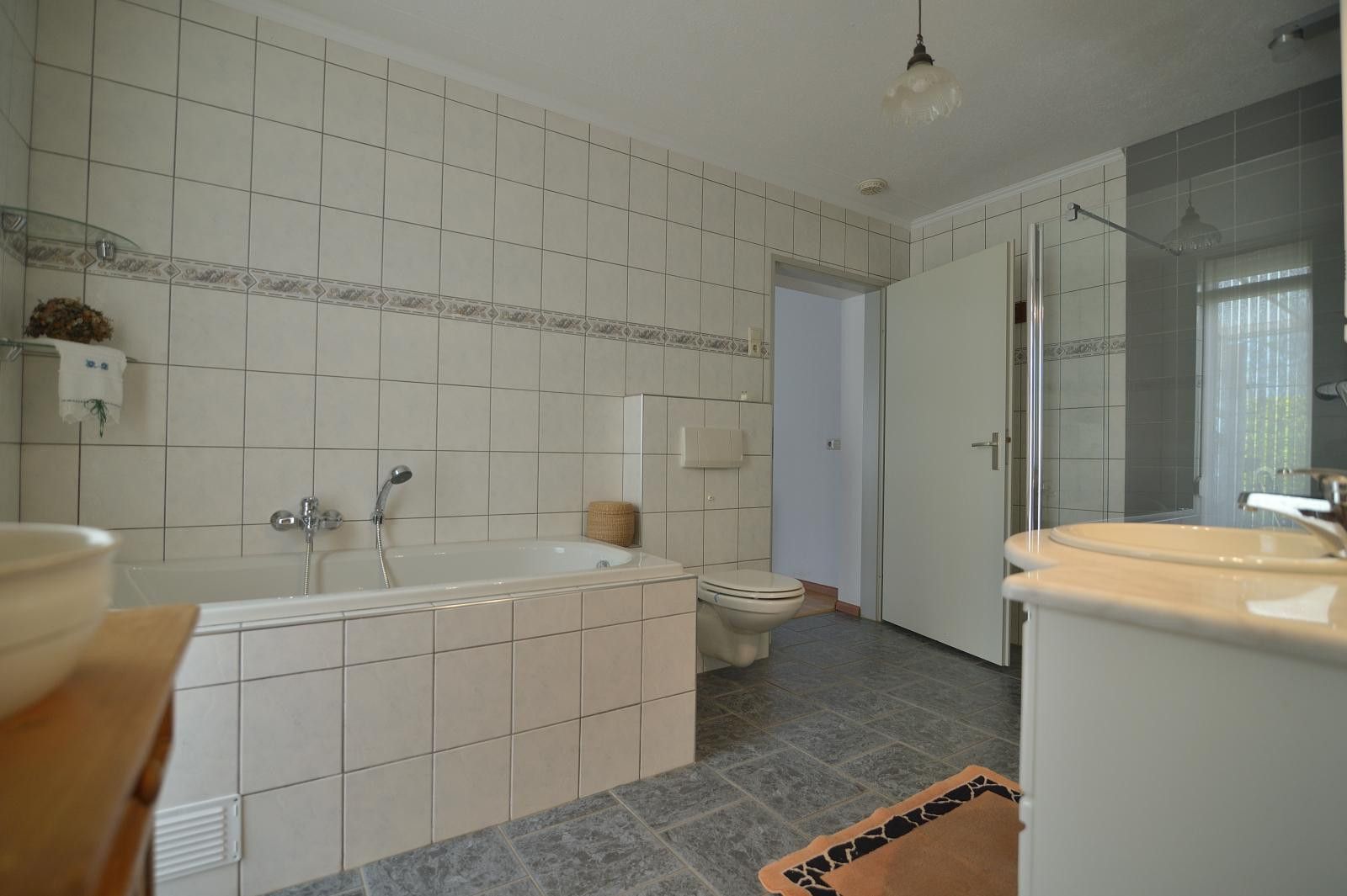 Photo 42 of Unicefplantsoen 18