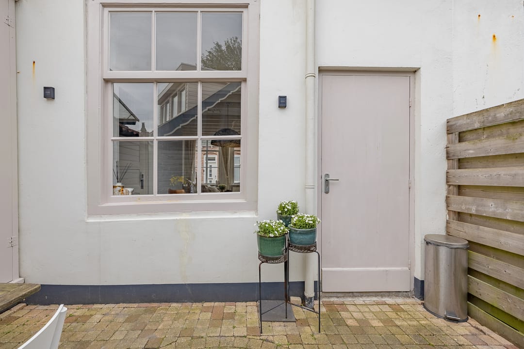 Photo 22 of Burgemeester Dregmansstraat 12