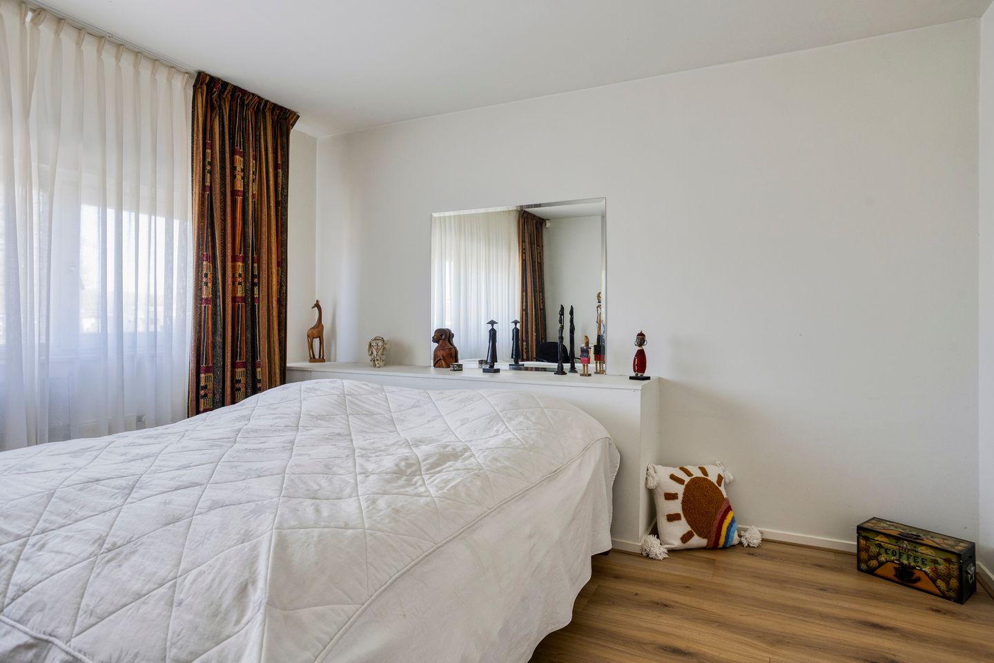 Waterfront Luxury Villa with Panoramic Views in Blixembosch — 34
