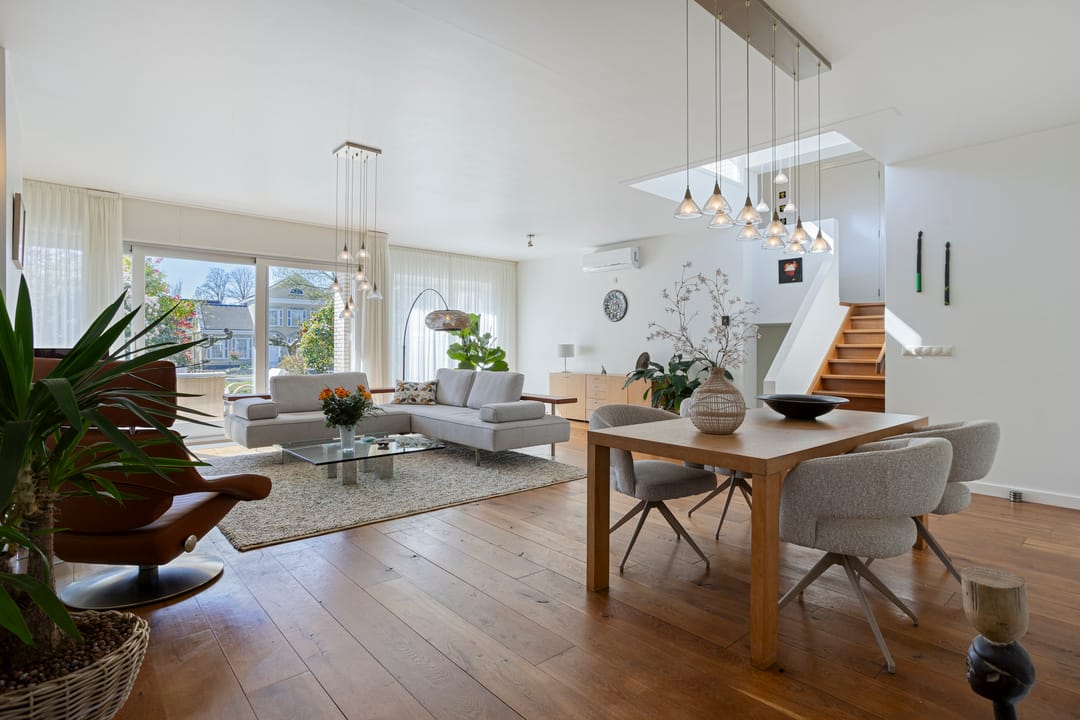 Waterfront Luxury Villa with Panoramic Views in Blixembosch — 17