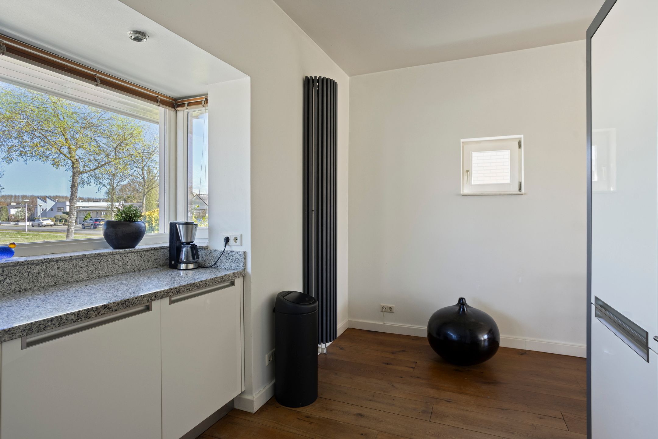 Waterfront Luxury Villa with Panoramic Views in Blixembosch — 21