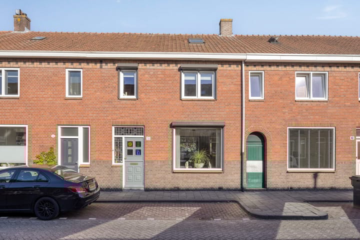 Dennenstraat 16