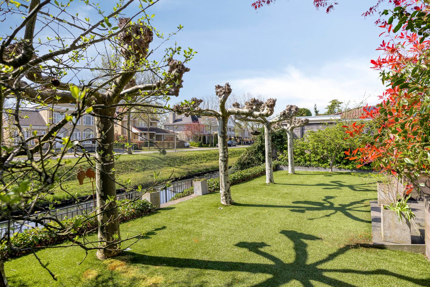 Waterfront Luxury Villa with Panoramic Views in Blixembosch — 44