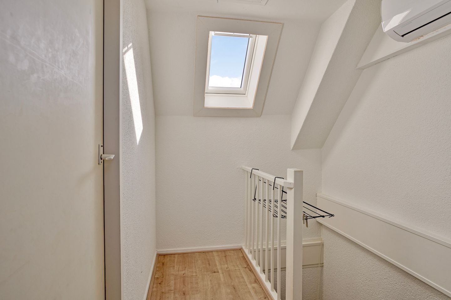 Photo 20 of Zwaluw 37