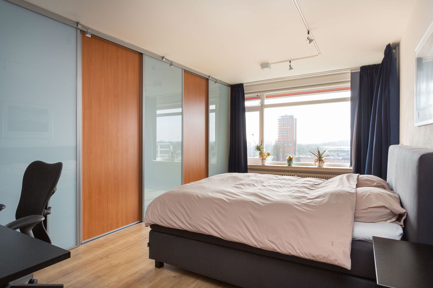 Photo 10 of Plantijnstraat 102