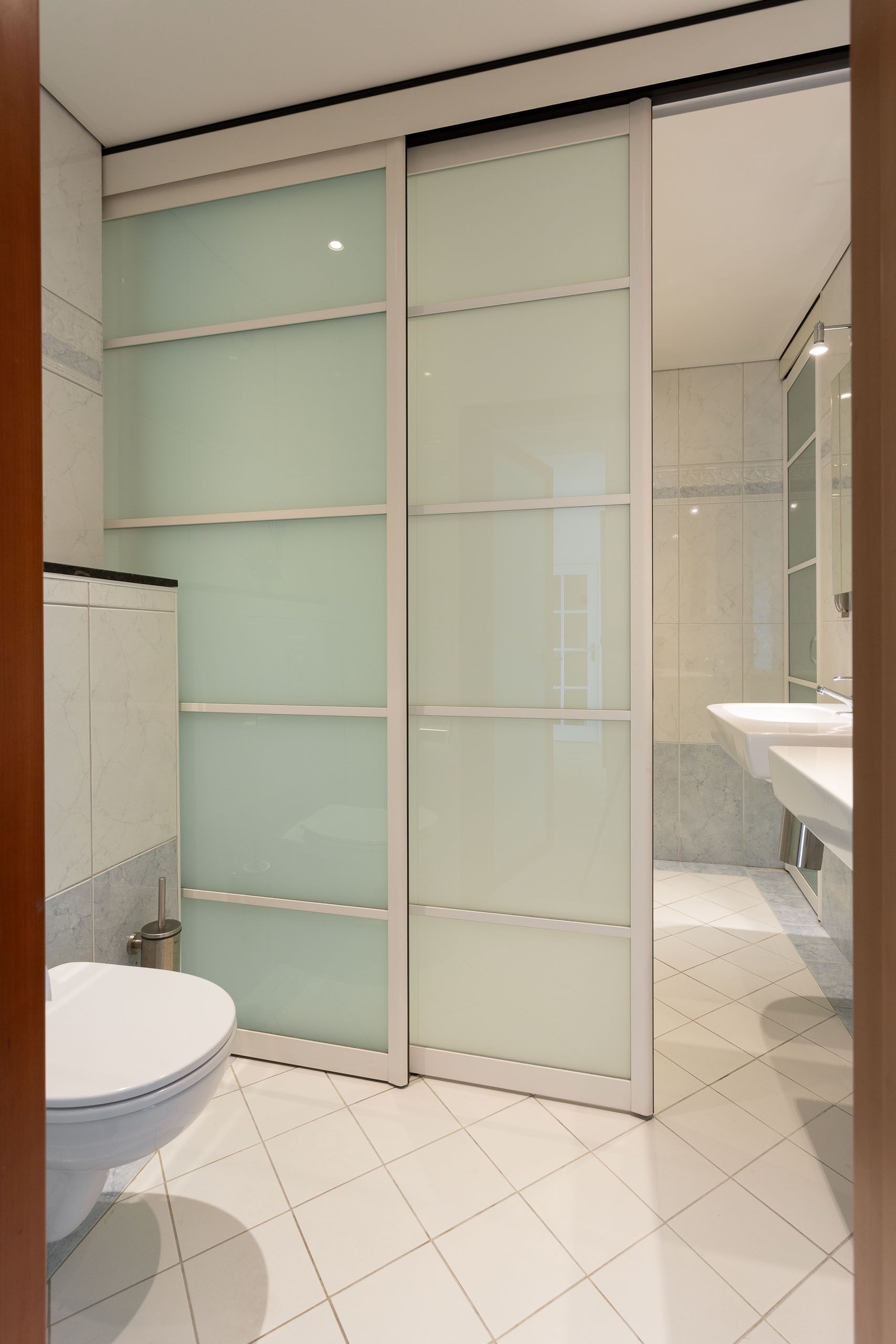 Photo 21 of Plantijnstraat 102