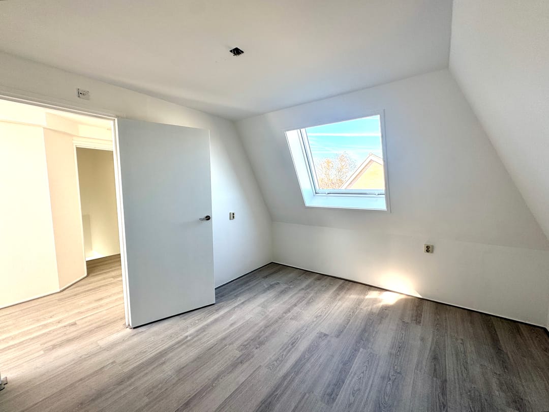 Photo 7 of Reëelenstraat 2-C