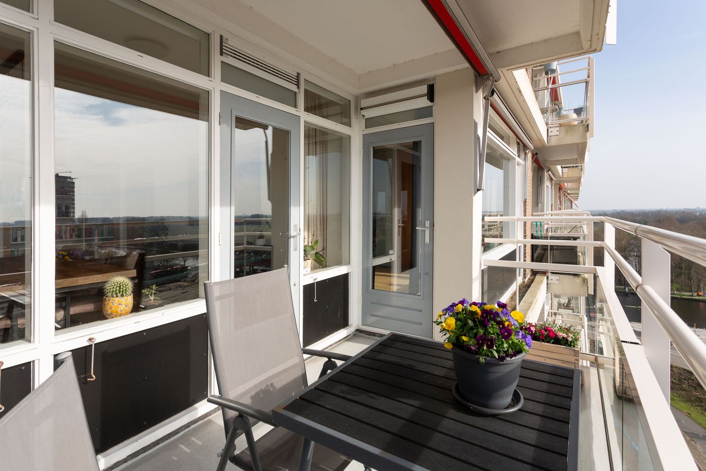 Photo 14 of Plantijnstraat 102