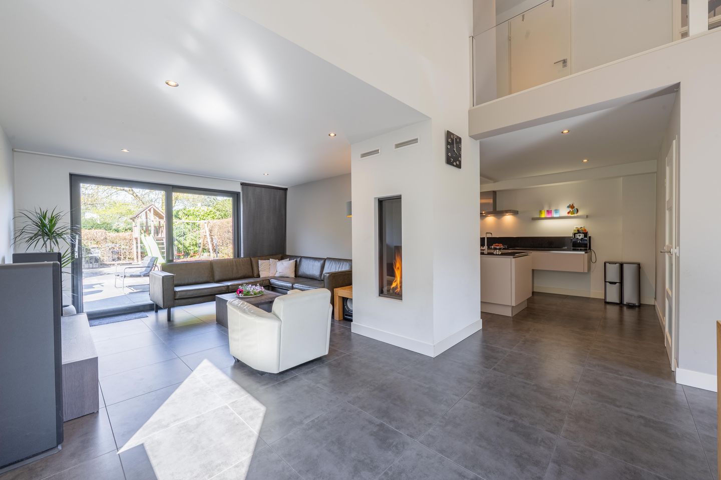 Foto 19 van Burgemeester Stolklaan 44