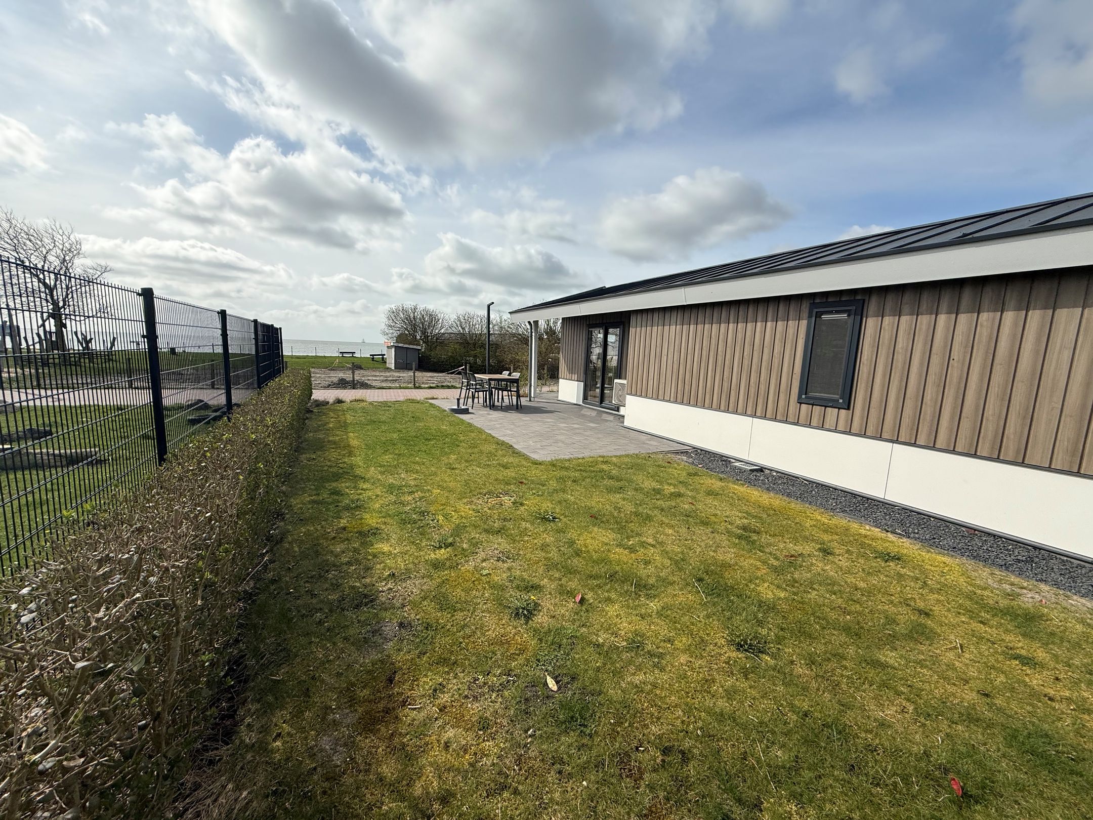 Foto 6 van Zuiderdijk 1-50