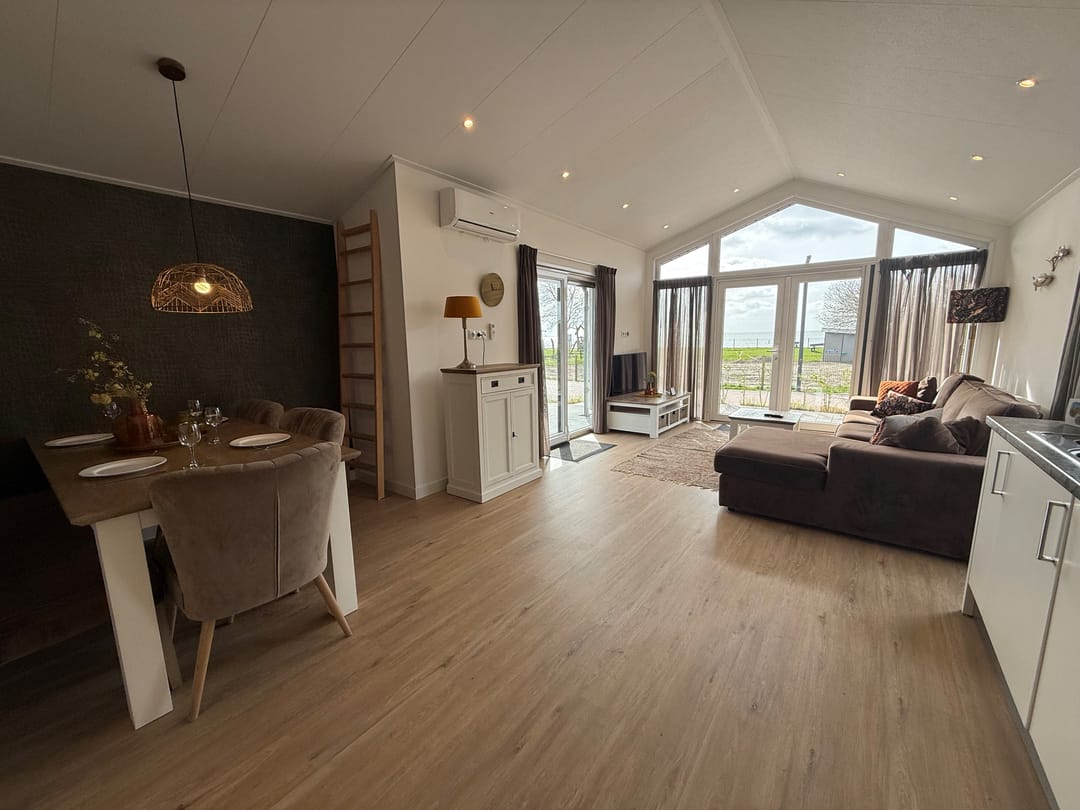 Foto 11 van Zuiderdijk 1-50