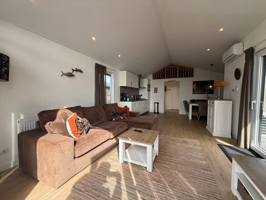 Foto 7 van Zuiderdijk 1-50