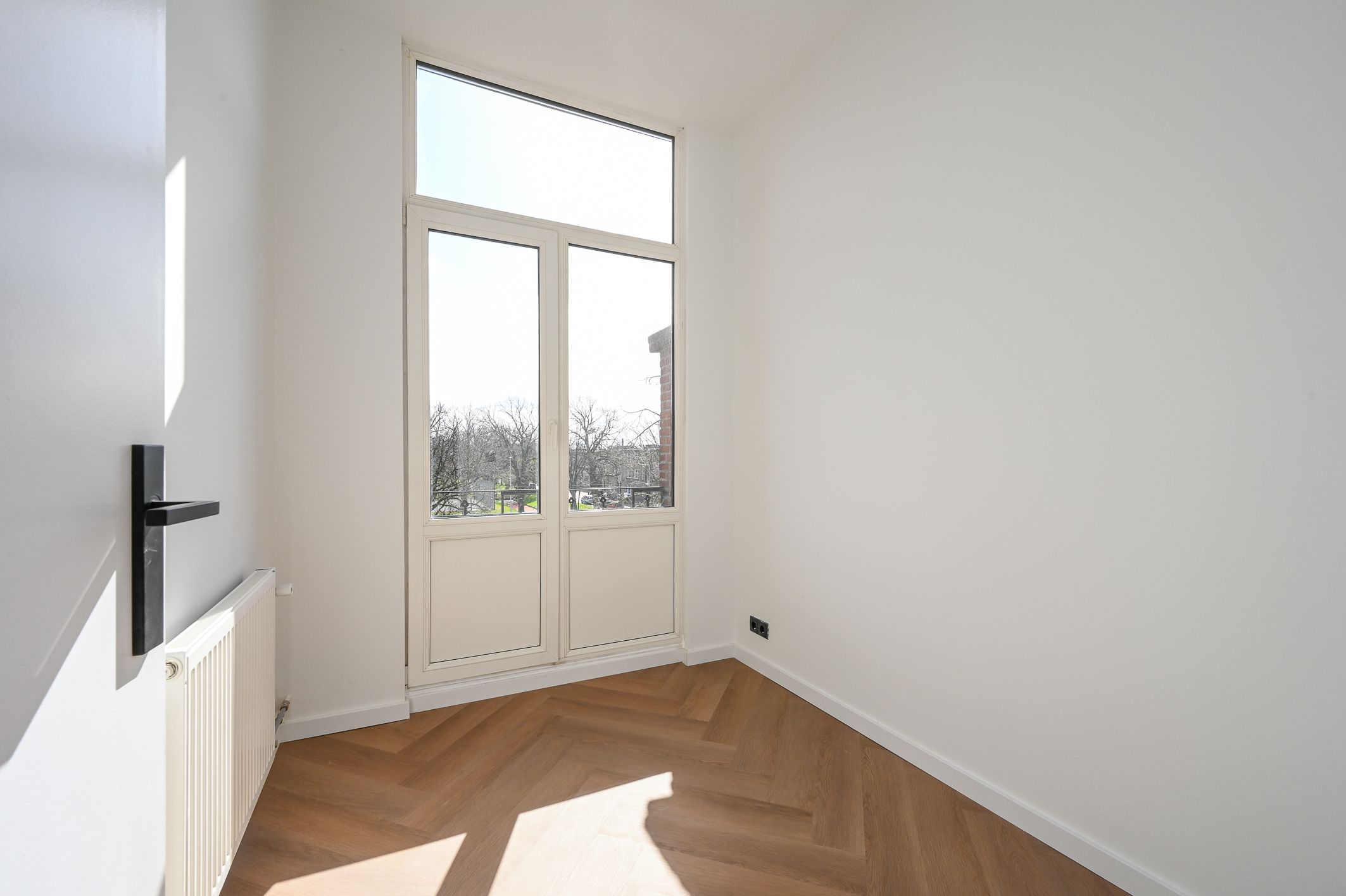 Foto 18 van Loosduinseweg 1049