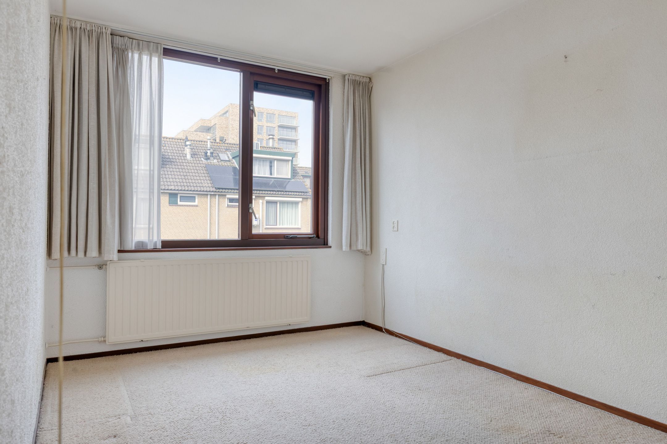 Spacious 5-Room Terraced House with Dormer Window in Green Surroundings — 15