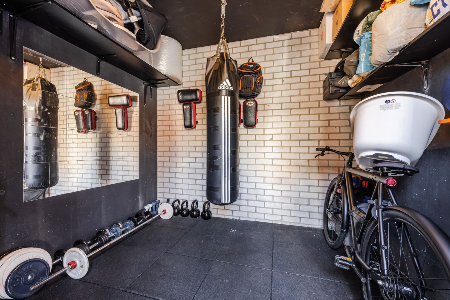 Foto 29 van Charlotte de Bourbonstraat 30