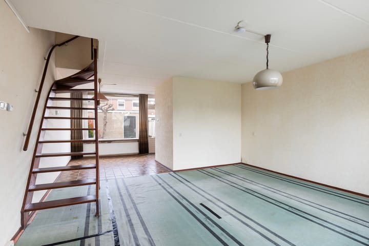 Tussenwoning te koop: Tuindersweg 83, Maasdijk