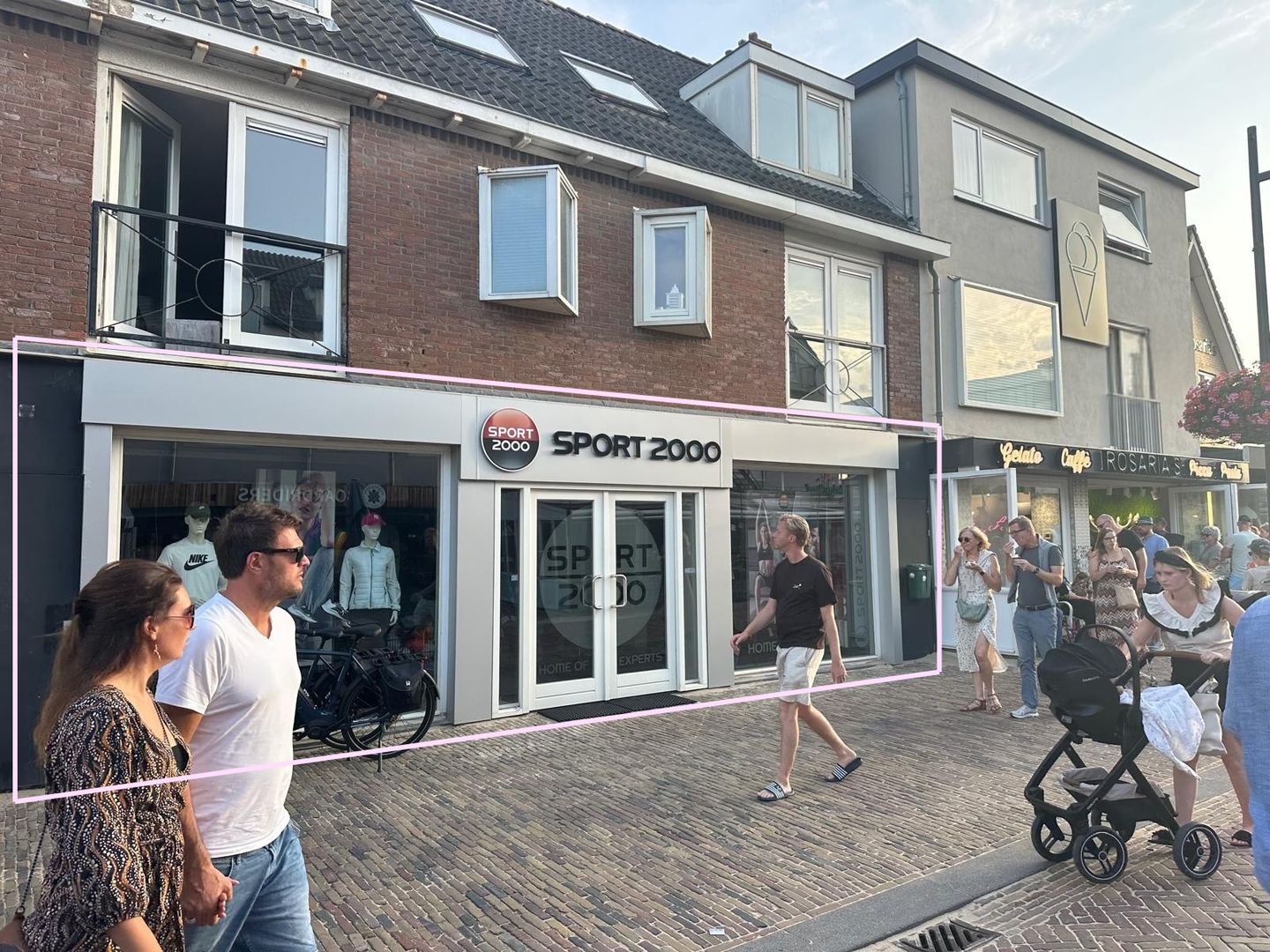 Bekijk foto 1 van Voorstraat 145