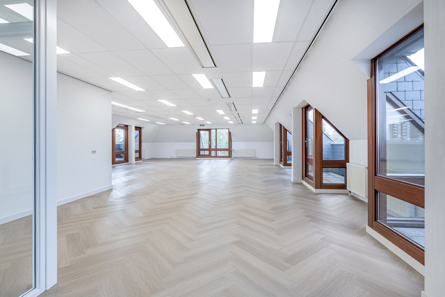 Bekijk foto 4 van Croy 9