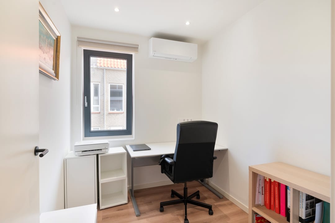 Photo 32 of E.A. Borgerstraat 15