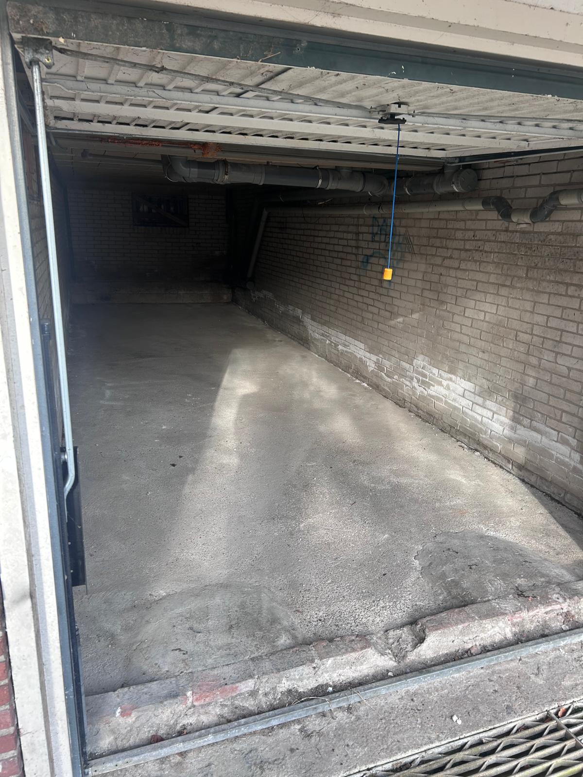 Photo 4 of Garage Hoofdstraat Nr. 10