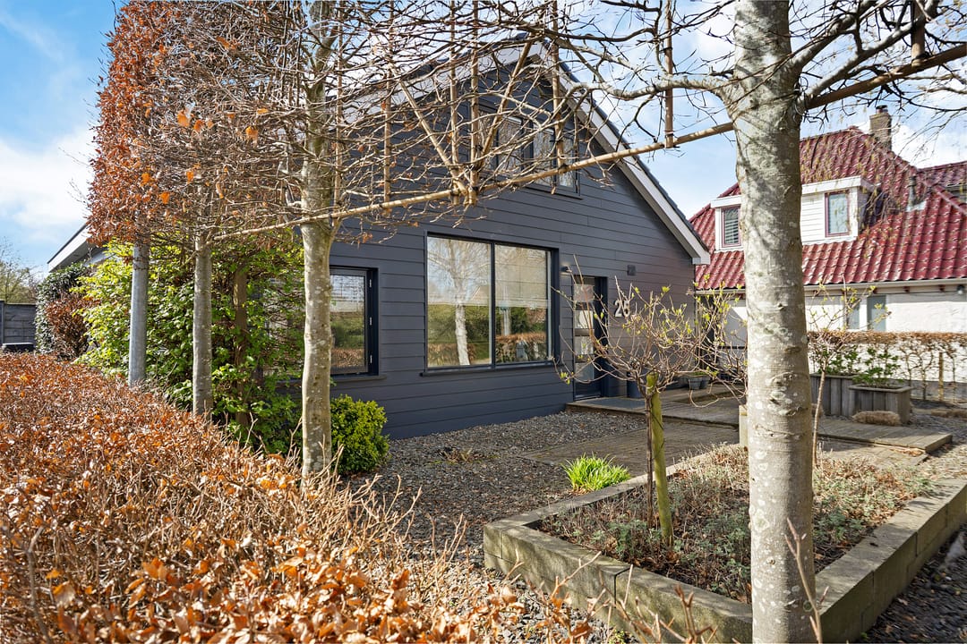 Photo 2 of Raadhuisstraat 25