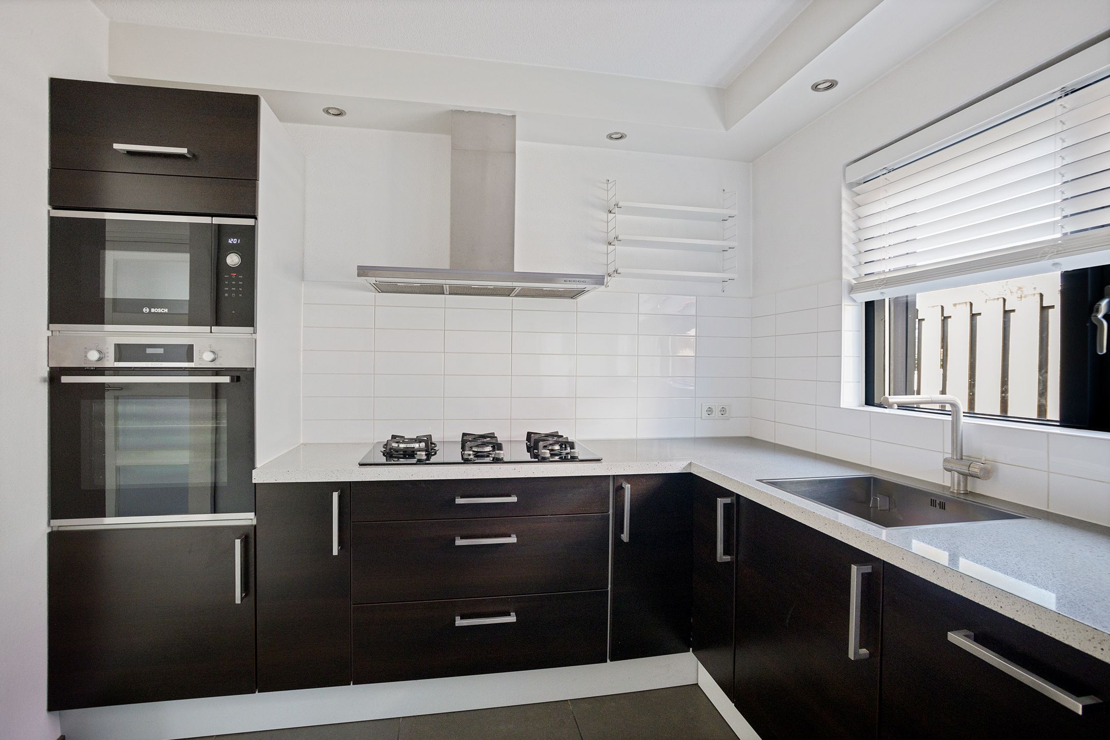 Photo 18 of Raadhuisstraat 25