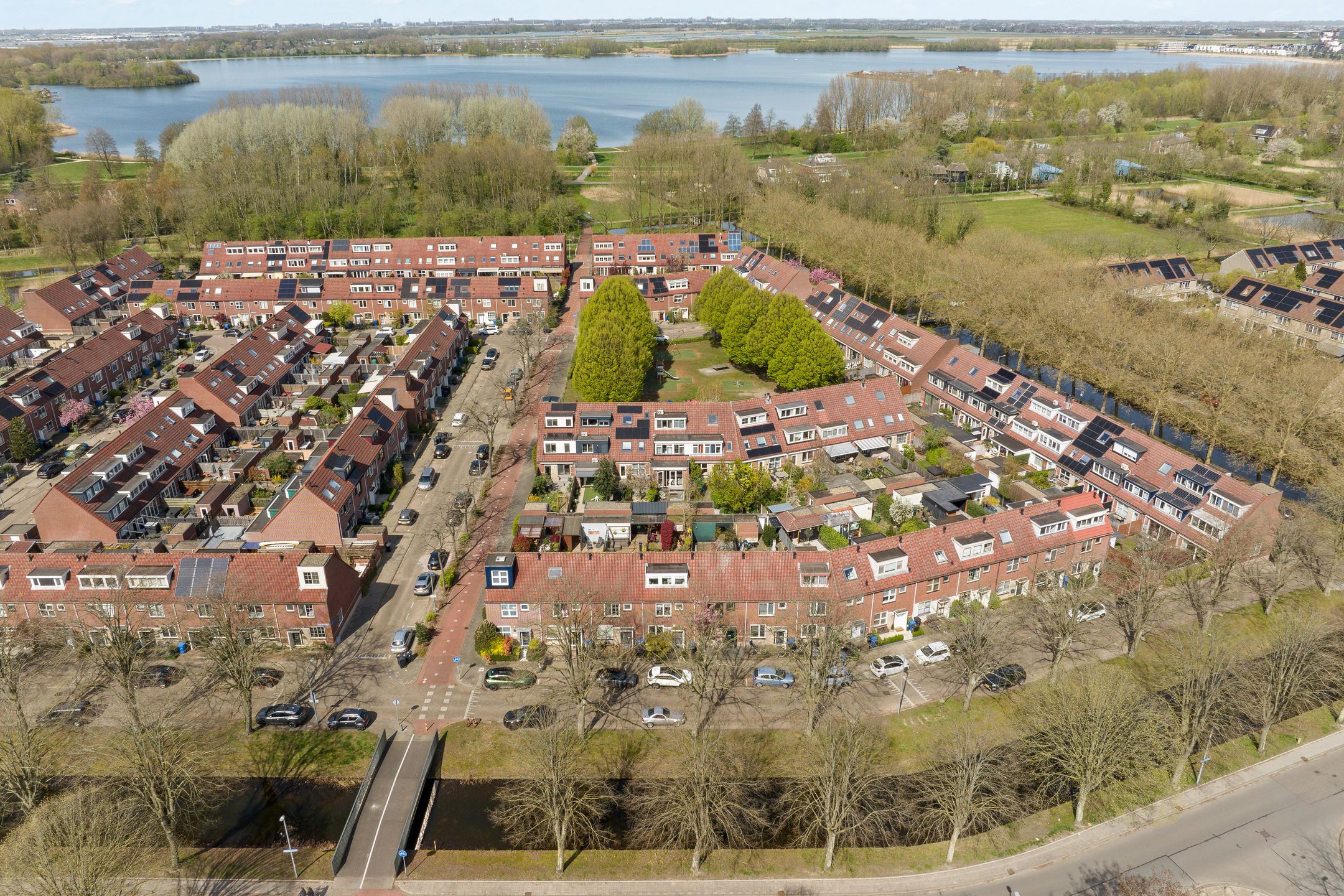 Foto 33 van Charlie Parkersingel 17