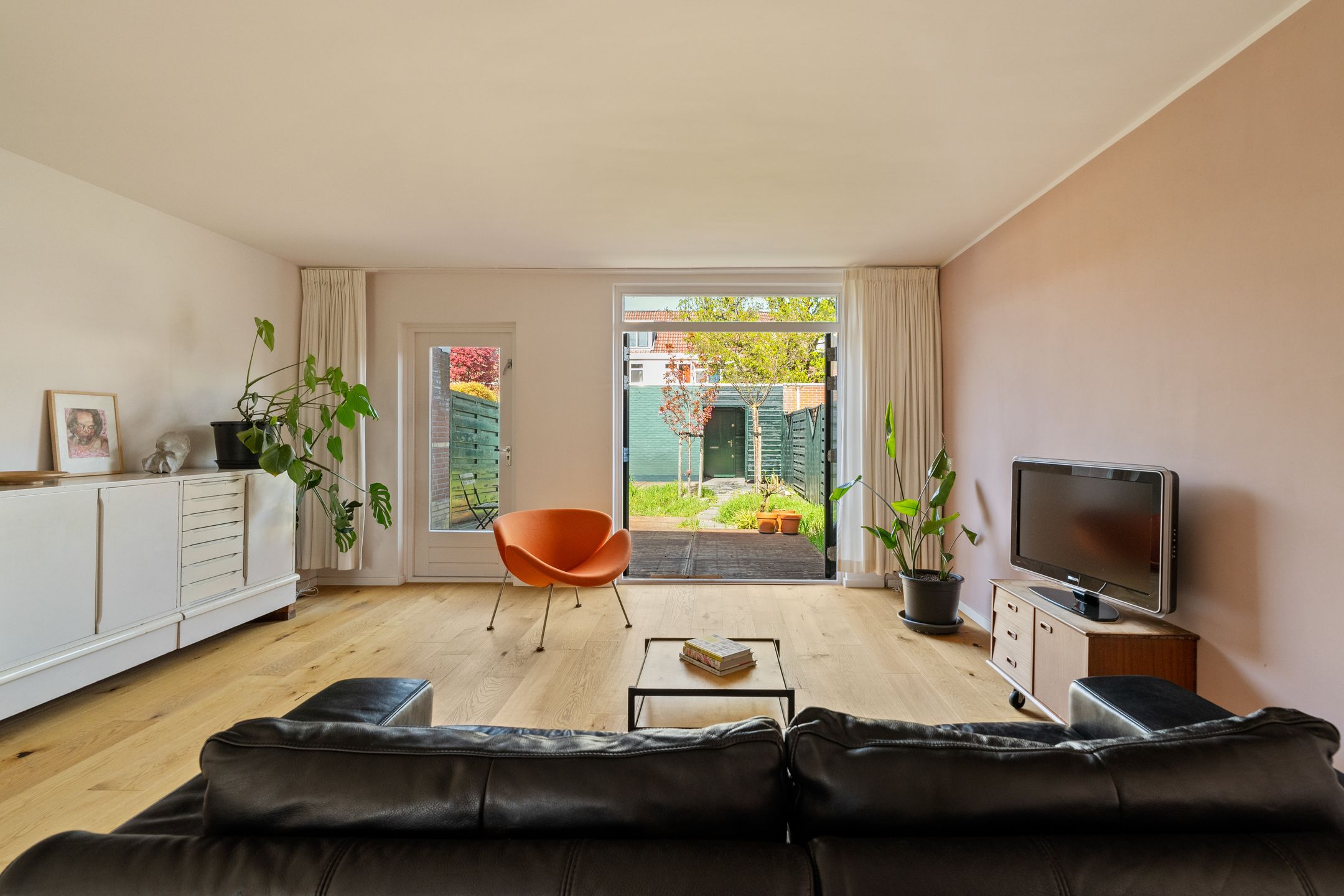 Foto 15 van Charlie Parkersingel 17