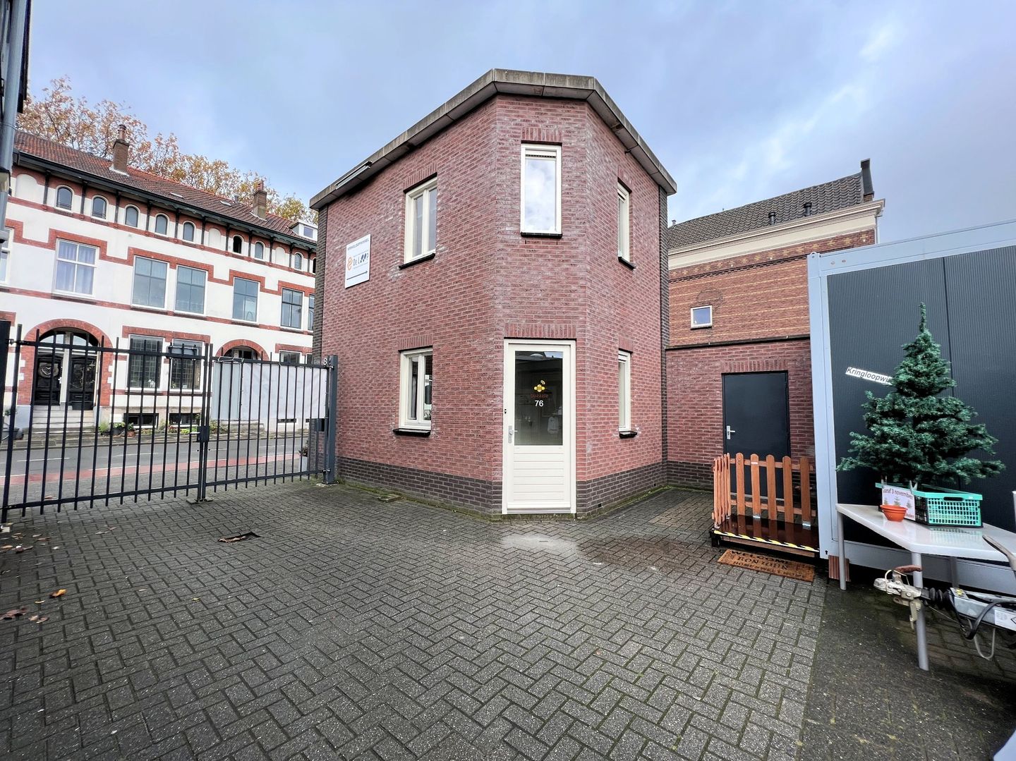 Bekijk foto 3 van Toulonselaan 76