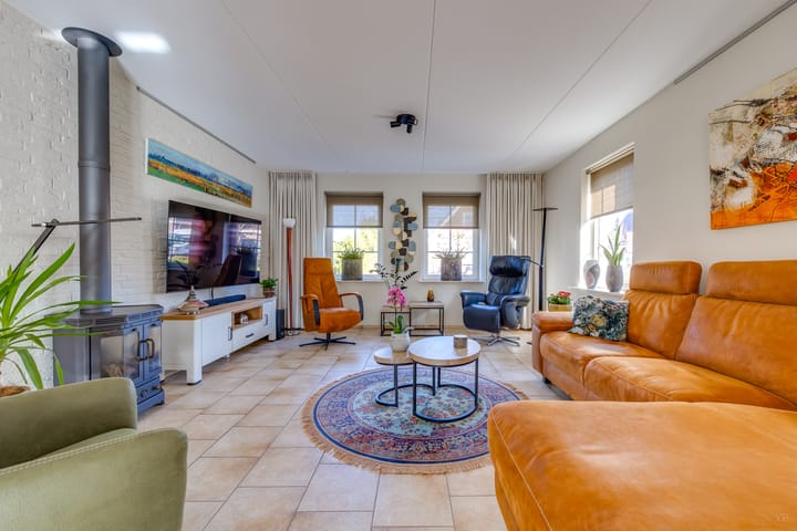 Foto 3 van Veenbesstraat 3