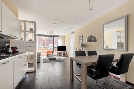 Golden Champion 9 secondary image