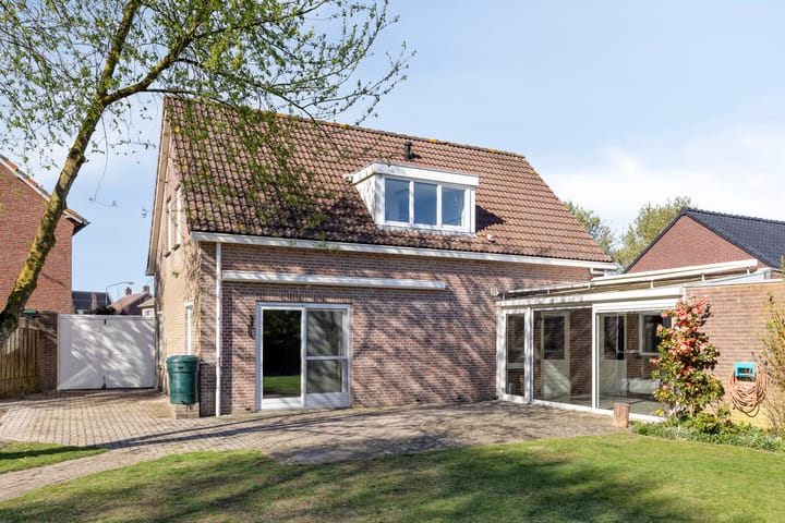 Photo 2 of Spaaneindsestraat 9