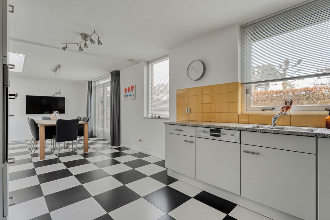 Foto 16 van Bordeauxstraat 19