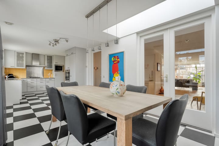 Photo 4 of Bordeauxstraat 19